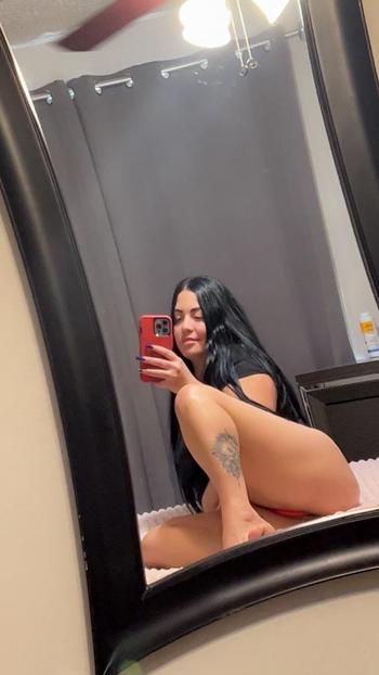 Vanessa, 28  female escort, Huntsville